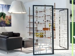 Buzzifalls standing woonkamer